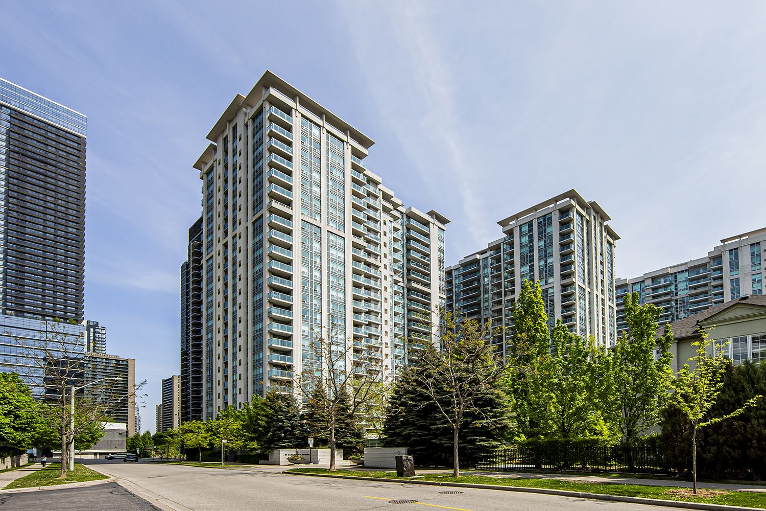 602 - 31 Bales Avenue