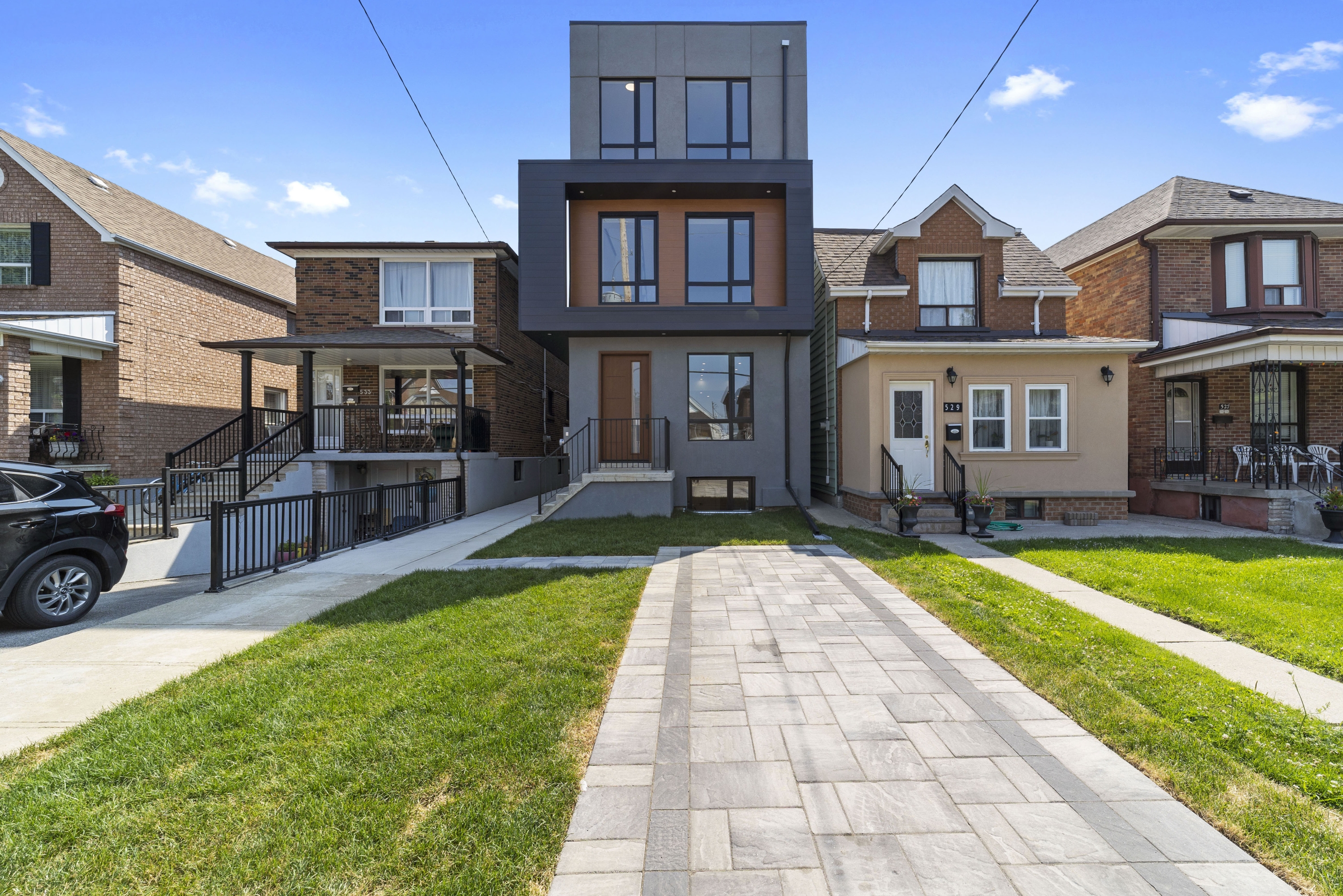 1FM - 531 Delaware Avenue North