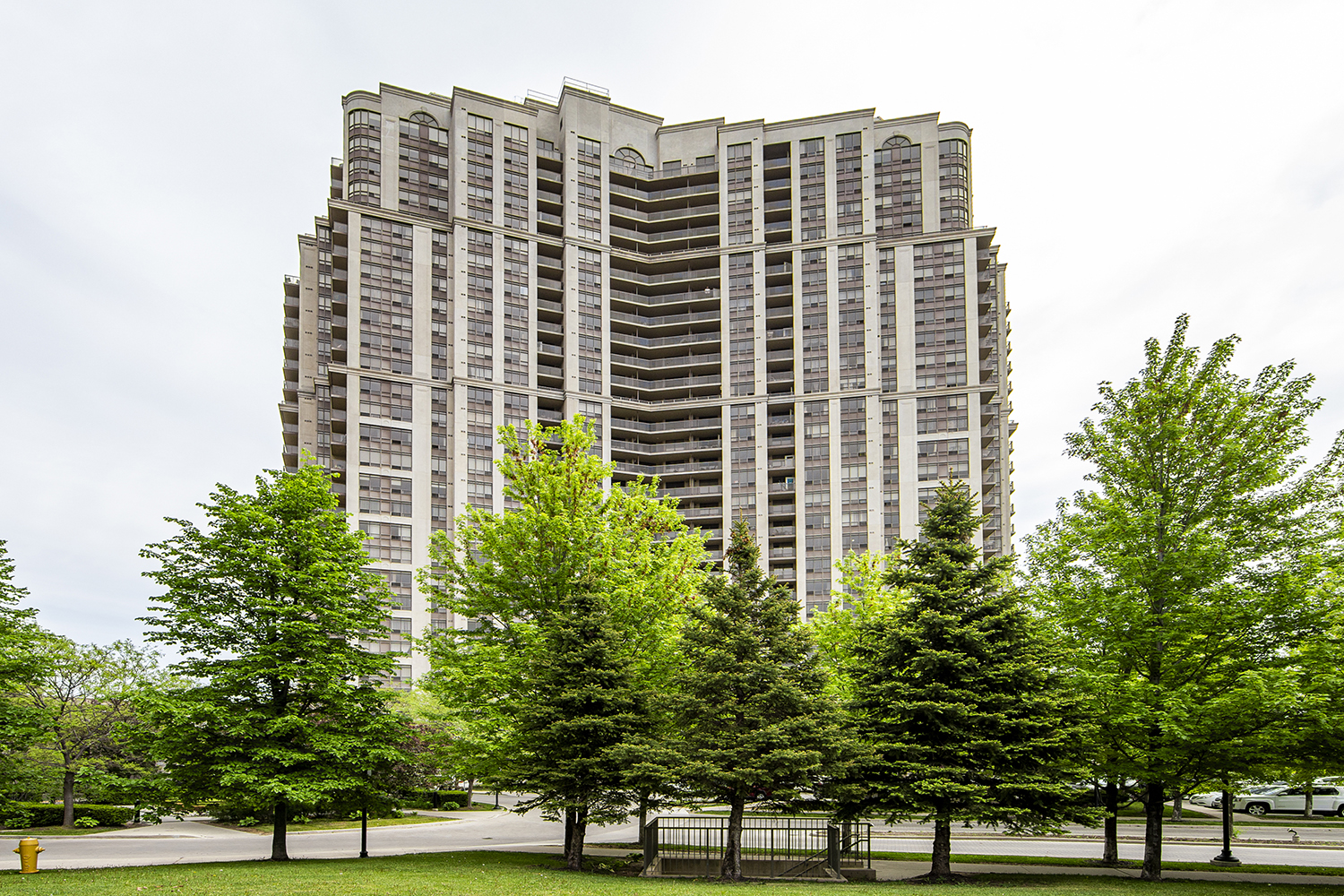 2123 - 700 Humberwood Boulevard