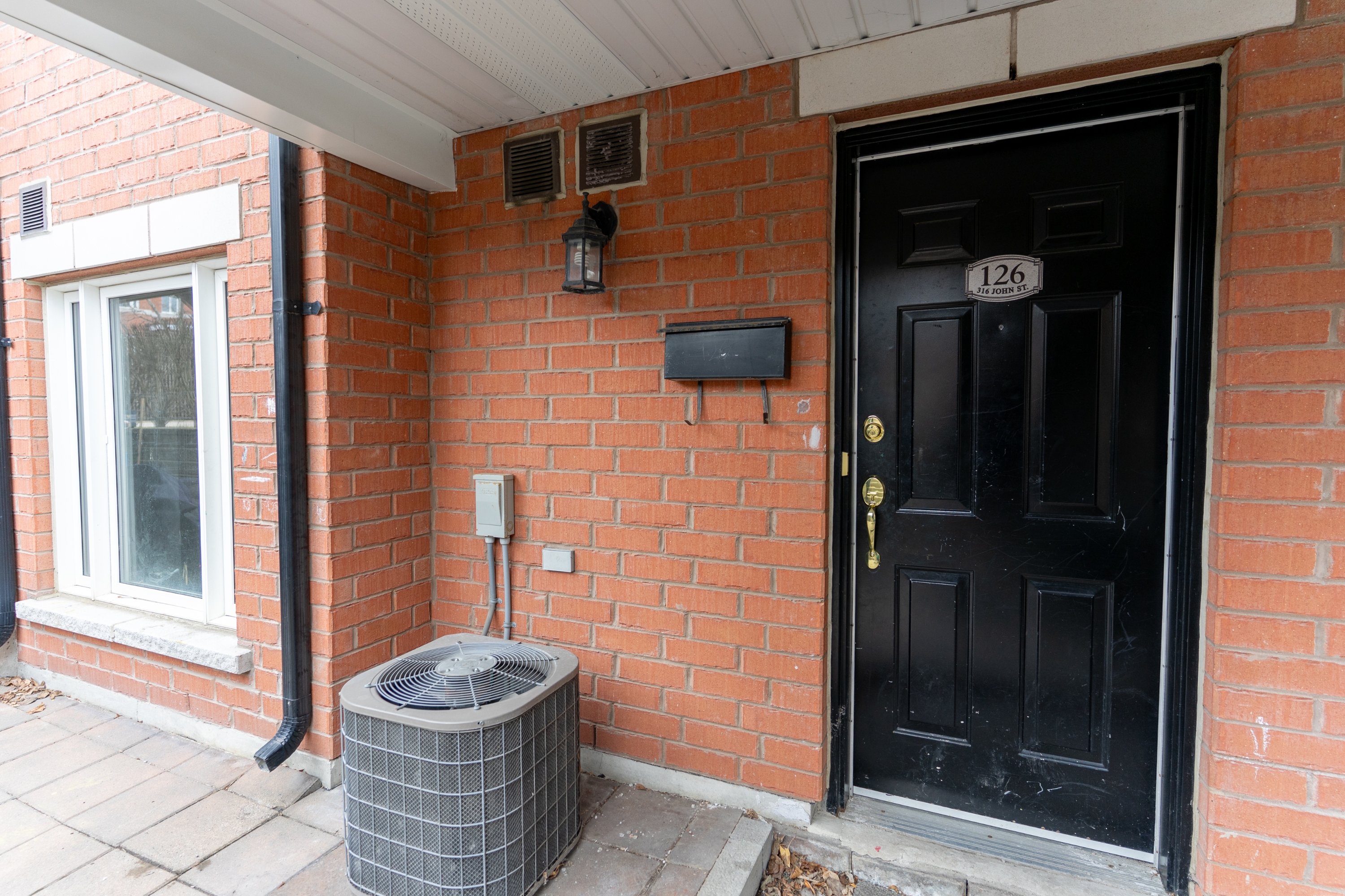 126 - 316 John Street