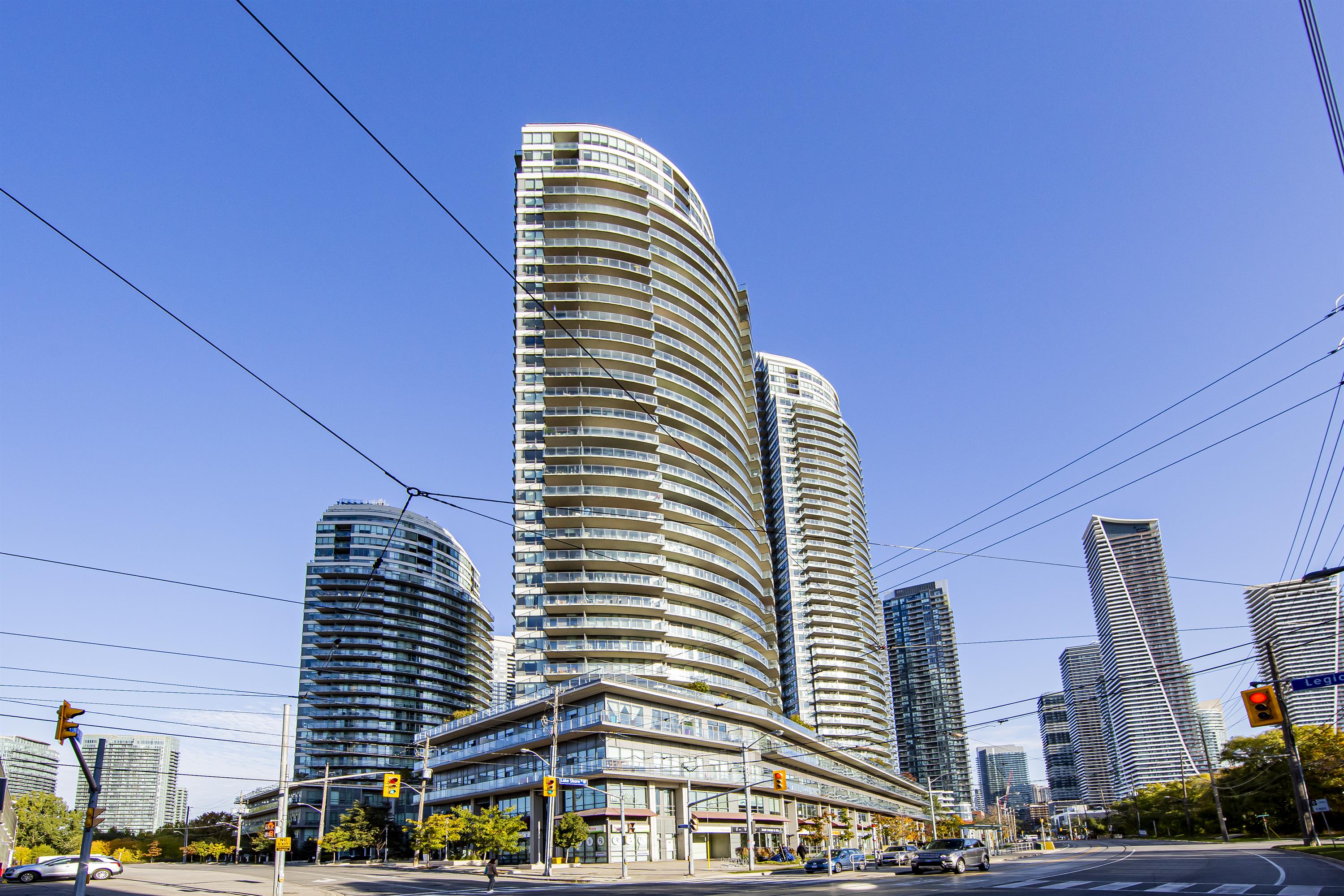 1107 - 2240 Lake Shore Boulevard West