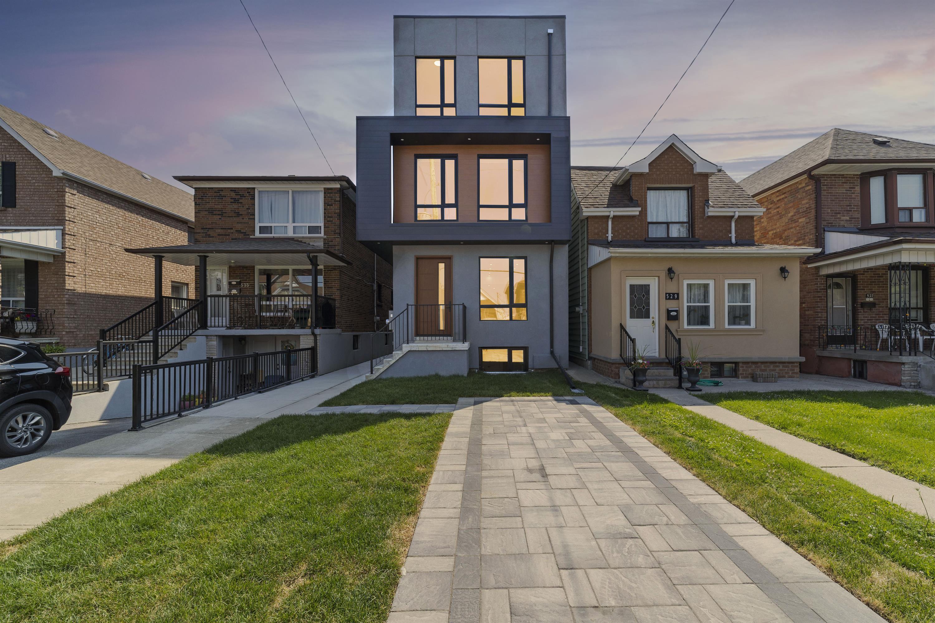 Bsmt - 531 Delaware Avenue North