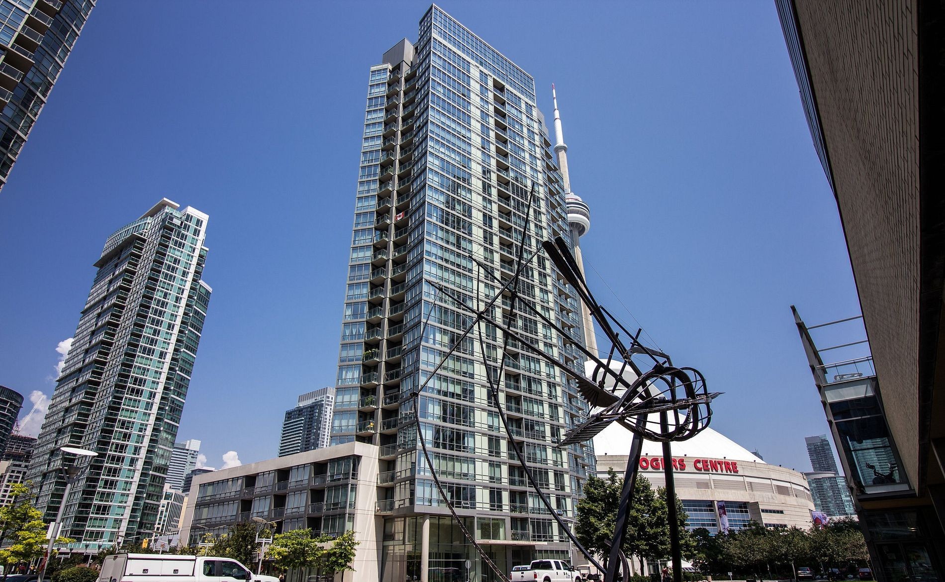 1808 - 5 Mariner Terrace