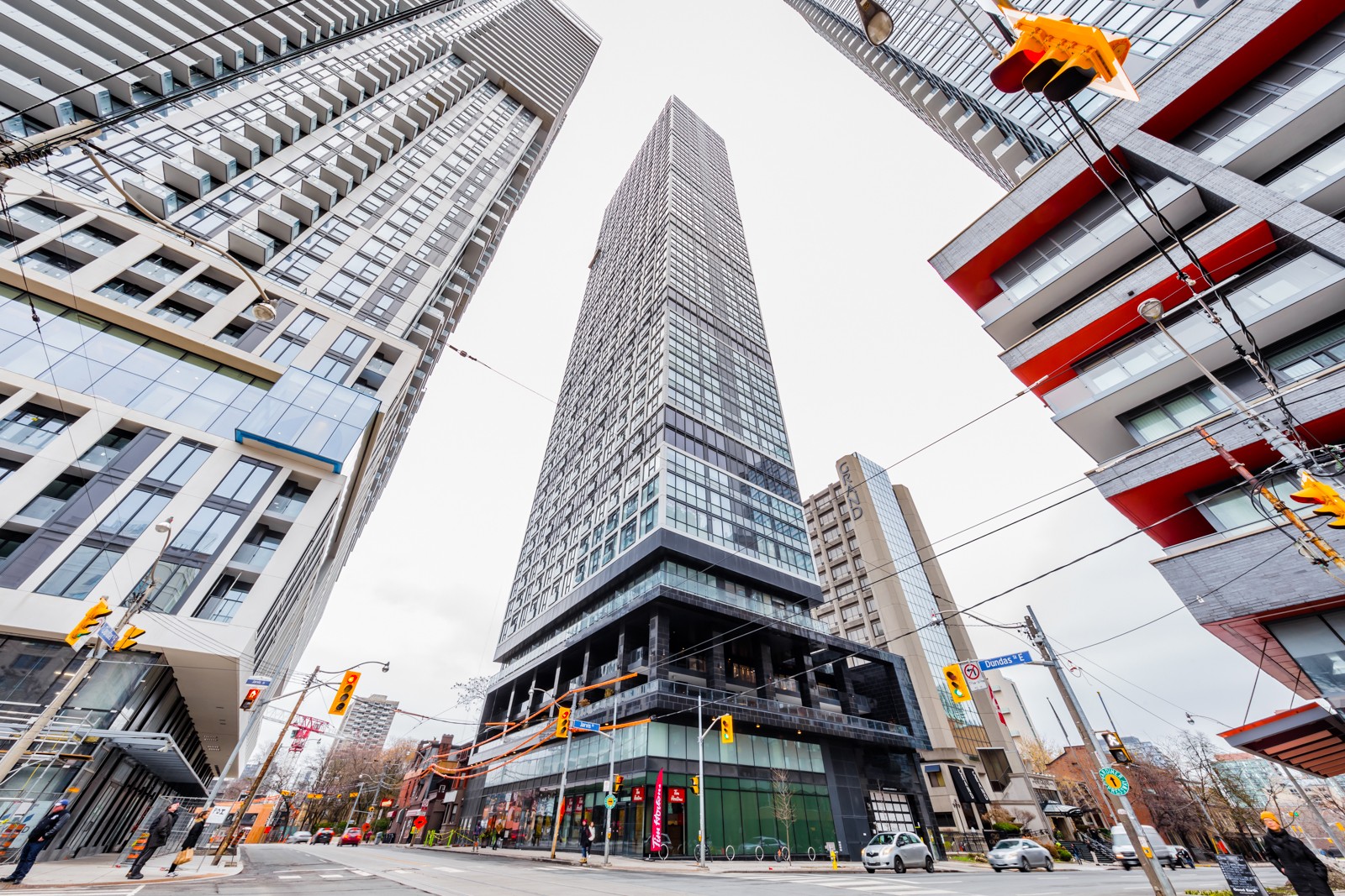 4615 - 181 Dundas Street East